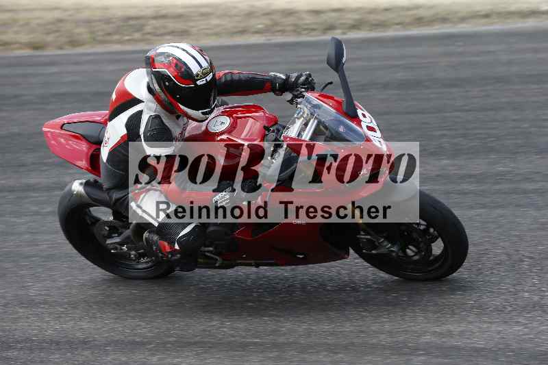 /21 17.06.2026  Ducati Schweiz Track Warmup ADR/Gruppe gruen/909